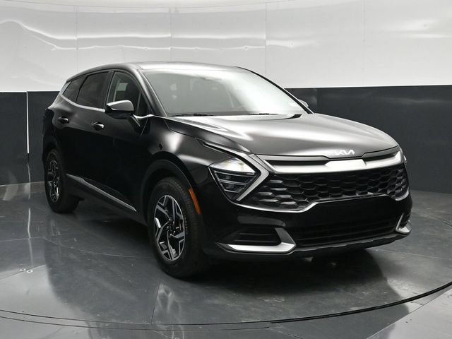 Used 2025 Kia Sportage LX FWD image 6