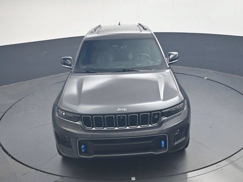 Used 2023 Jeep Grand Cherokee Overland w/ Advanced Protech Group III AWD/4WD image 36