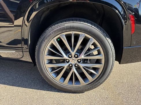 New 2026 Buick Enclave Avenir w/ Super Cruise Package AWD/4WD image 13