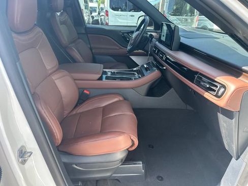 New 2026 Lincoln Aviator Reserve AWD/4WD image 15