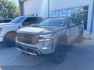 Used 2023 Nissan Frontier PRO-4X w/ Pro-4X Premium Package AWD/4WD video 2