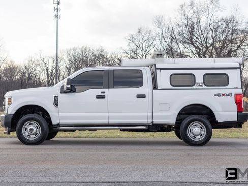 Used 2018 Ford F350 XL image 4