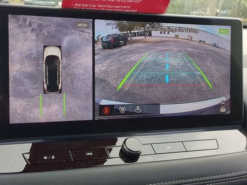 Certified 2025 Nissan Rogue Platinum image 21