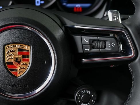 New 2026 Porsche Macan image 11