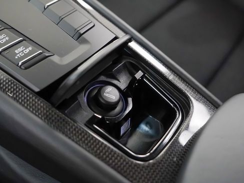 Certified 2018 Porsche 911 GT3 image 32