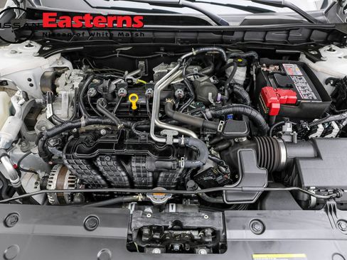 Used 2024 Nissan Altima 2.5 SV w/ SV Premium Package AWD/4WD image 7