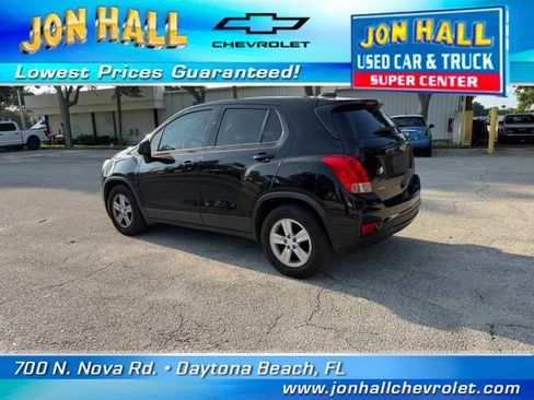 Used 2019 Chevrolet Trax LS FWD image 6