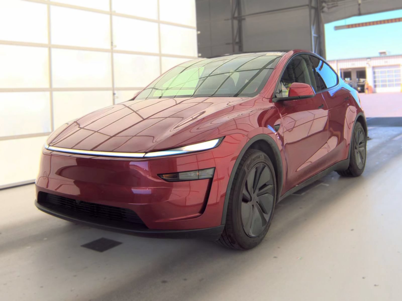 Used 2026 Tesla Model Y Long Range AWD/4WD image 1