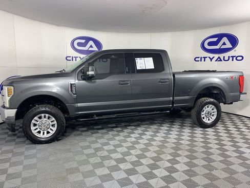 Used 2018 Ford F250 XLT image 6