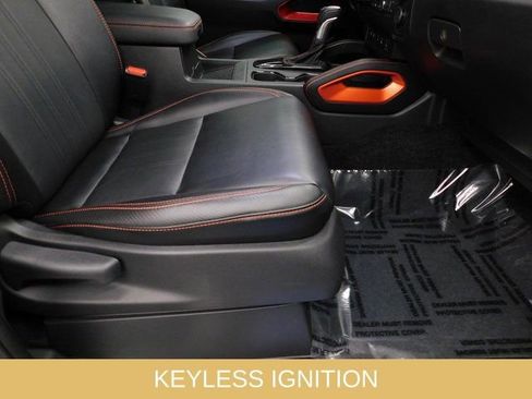 Used 2023 Nissan Frontier PRO-4X w/ Pro-4X Premium Package image 34