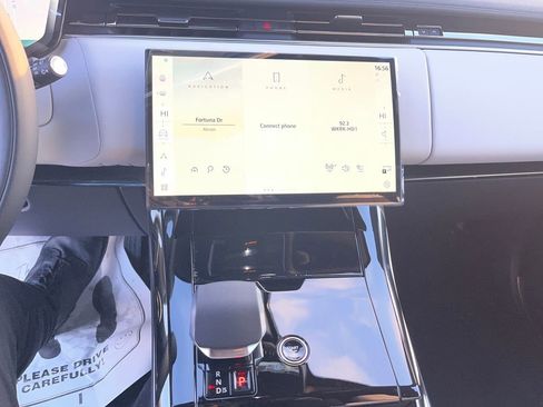 New 2026 Land Rover Range Rover Sport SE AWD/4WD image 15