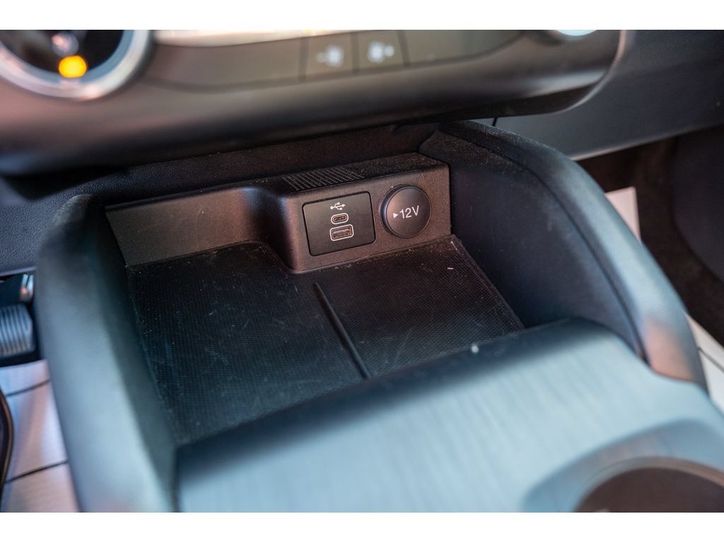 Used 2025 Ford Escape ST-Line FWD image 28