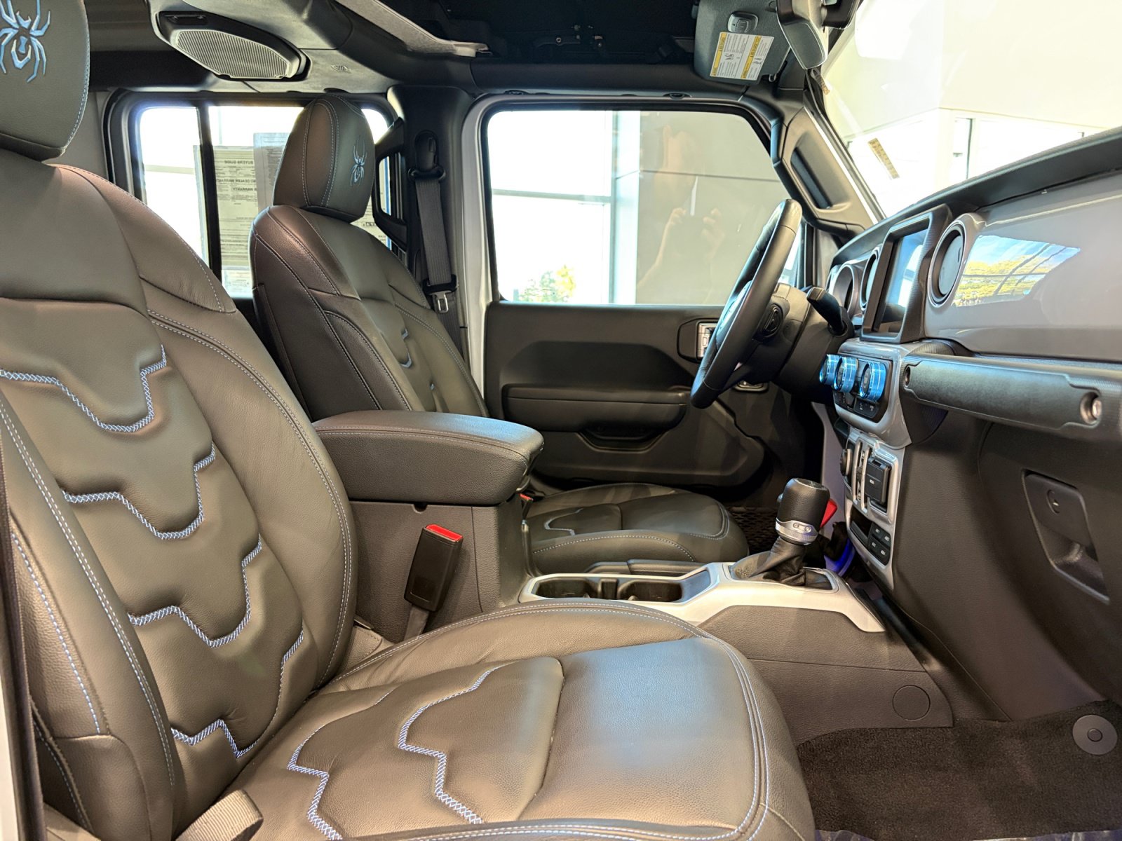 Used 2022 Jeep Gladiator Sport AWD/4WD image 27