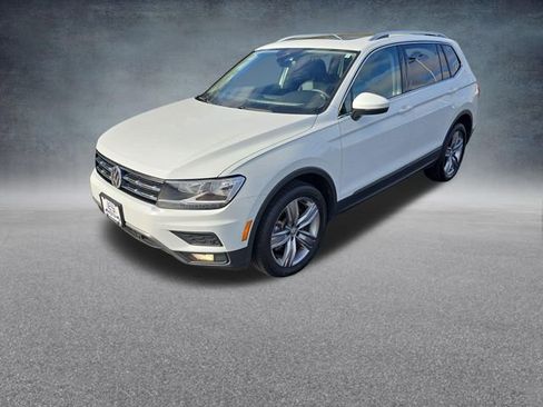 Used 2021 Volkswagen Tiguan SEL image 3