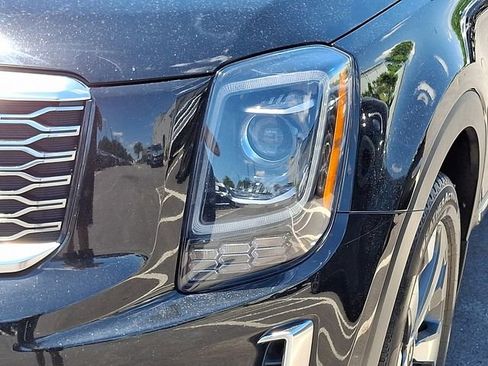 Used 2020 Kia Telluride EX w/ EX Premium Package AWD/4WD image 9