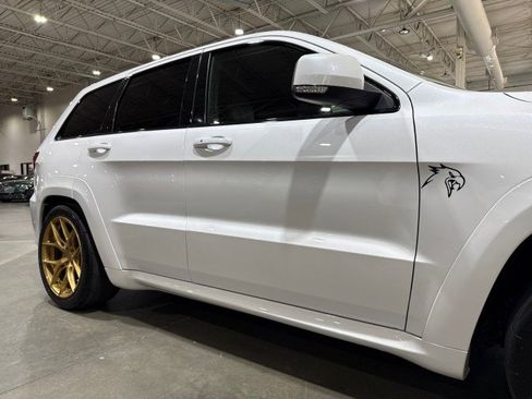 Used 2020 Jeep Grand Cherokee Trackhawk w/ Trailer Tow Group IV image 24