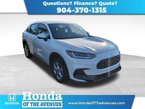 Used 2023 Honda HR-V LX image 1