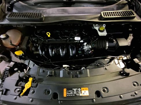 Used 2017 Ford Escape S image 31