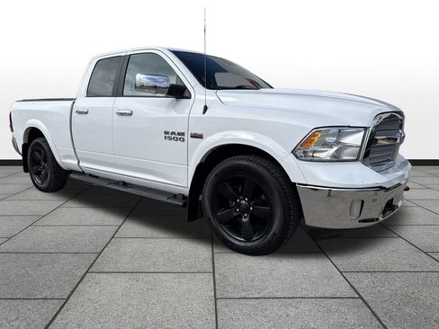 Used 2018 RAM 1500 SLT image 7