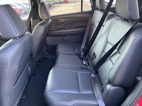 Used 2024 Honda Passport EX-L image 13