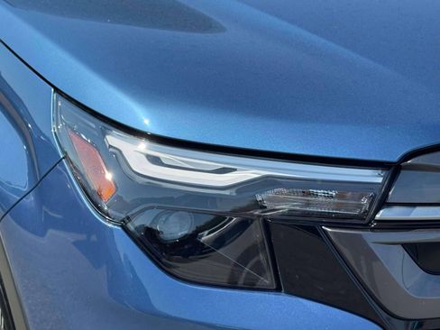 Certified 2025 Subaru Forester Premium image 7