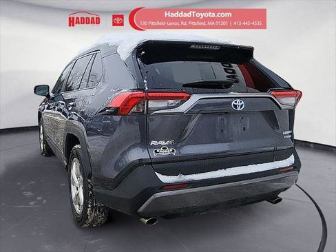 Certified 2021 Toyota RAV4 Limited image 3