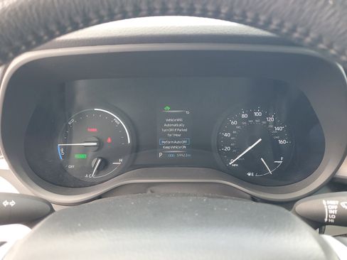 Used 2024 Toyota Sienna XLE FWD image 22