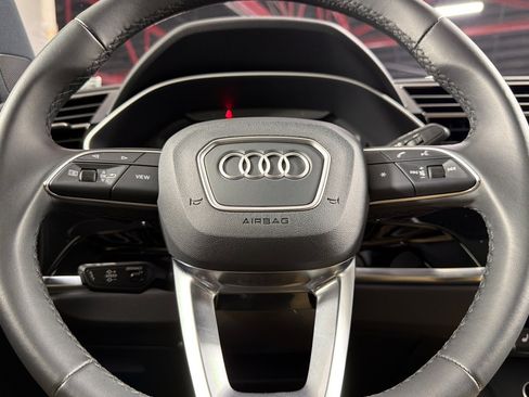 Used 2025 Audi Q3 2.0T Premium w/ Convenience Package AWD/4WD image 22