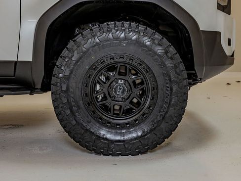 Used 2026 Toyota Land Cruiser w/ Premium Package AWD/4WD image 12