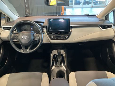 Used 2024 Toyota Corolla LE image 20