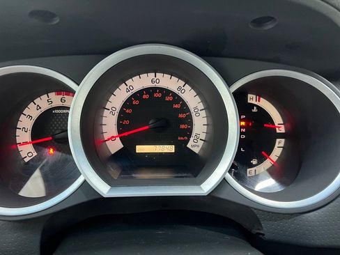 Used 2015 Toyota Tacoma PreRunner image 27