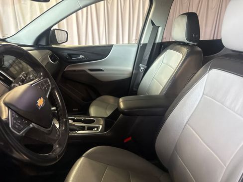 Used 2018 Chevrolet Equinox Premier AWD/4WD image 21