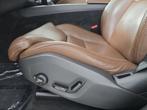 Used 2019 Volvo XC60 T5 Inscription w/ Protection Package Premier FWD image 32