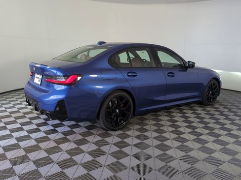 Used 2026 BMW 330i Sedan w/ M Sport Package image 7