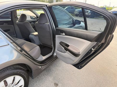 Used 2012 Honda Accord LX image 23