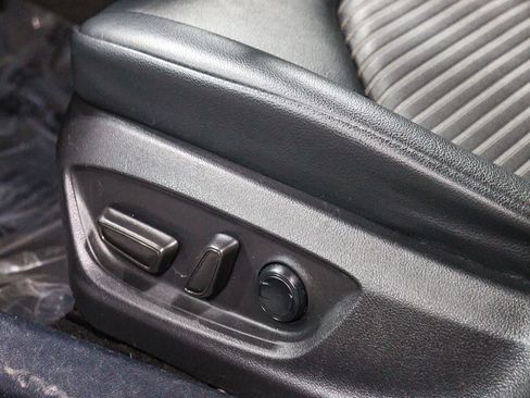 Certified 2022 Toyota Camry SE FWD image 21