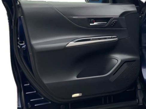 Used 2022 Toyota Venza Limited w/ Advanced Technology Package image 14