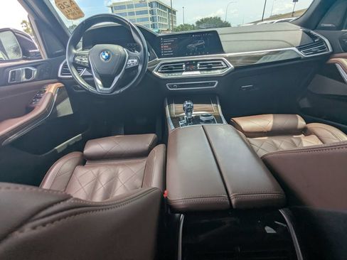 Used 2023 BMW X5 xDrive40i w/ Executive Package AWD/4WD image 2