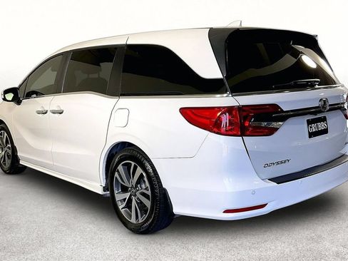 Used 2023 Honda Odyssey Touring image 15