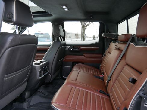 Certified 2023 GMC Sierra 1500 Denali Ultimate image 9