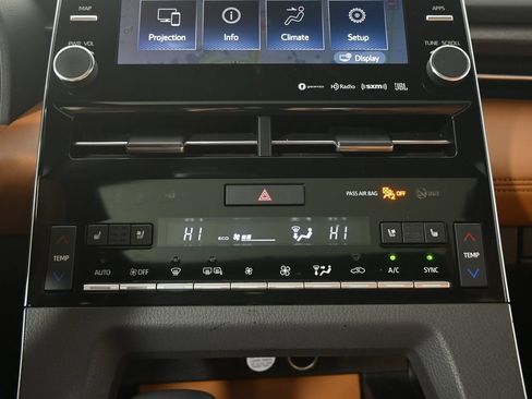 Used 2021 Toyota Avalon Limited w/ Advanced Safety Package image 29