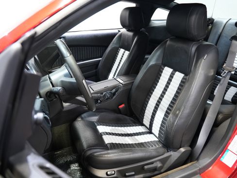 Used 2013 Ford Mustang Shelby GT500 w/ Electronics Pkg image 26