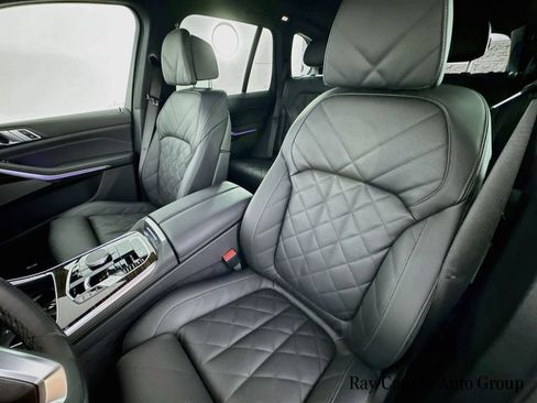 Used 2026 BMW X5 xDrive40i w/ Climate Comfort Package AWD/4WD image 22