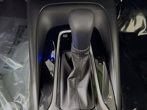 Used 2025 Toyota Corolla LE image 23