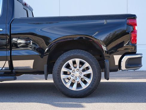 Used 2020 Chevrolet Silverado 1500 LTZ w/ LTZ Premium Package AWD/4WD image 30