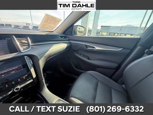 Certified 2022 INFINITI QX50 Luxe w/ Cargo Package AWD/4WD image 11