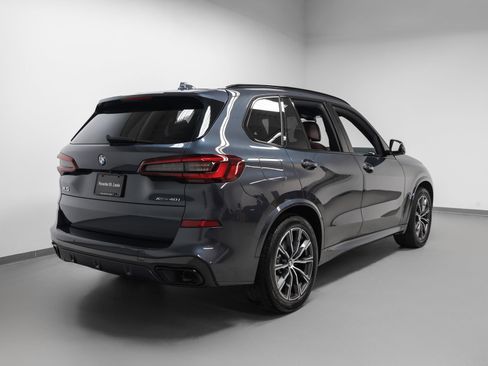 Used 2022 BMW X5 xDrive40i w/ M Sport Package AWD/4WD image 10