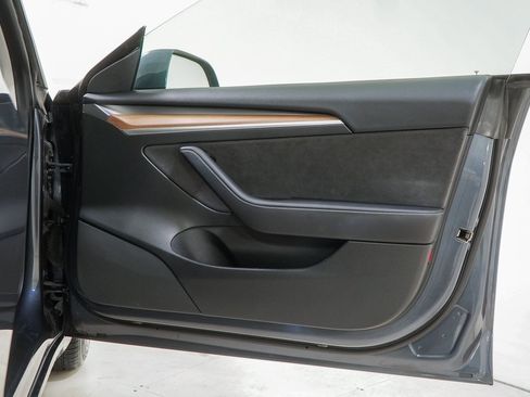 Used 2022 Tesla Model 3 Long Range image 35