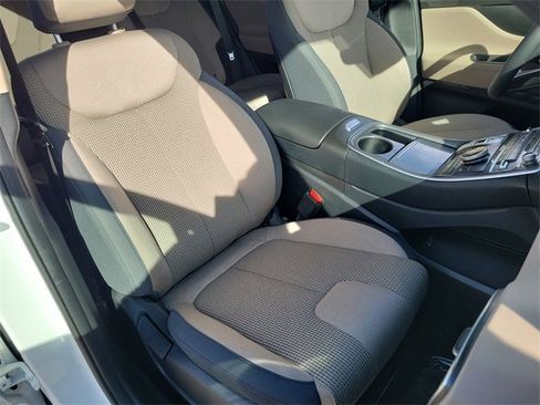 Used 2023 Hyundai Santa Fe SEL image 18