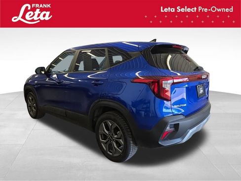Used 2024 Kia Seltos LX AWD/4WD image 4